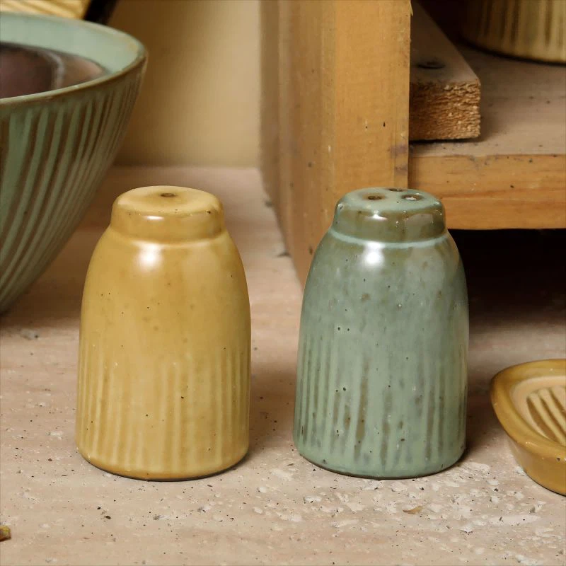 Keramický zásobník na sůl a pepř